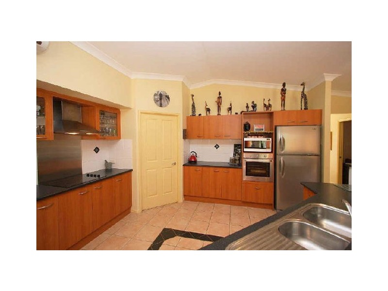 2 Jabiru Avenue, Greenbank QLD 4124