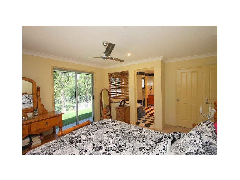 2 Jabiru Avenue, Greenbank QLD 4124