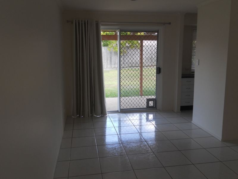 29 Noosa Court, Hillcrest QLD 4118