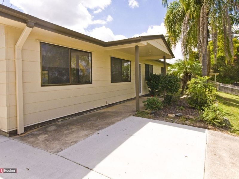 33 Strathallen Drive, Boronia Heights QLD 4124