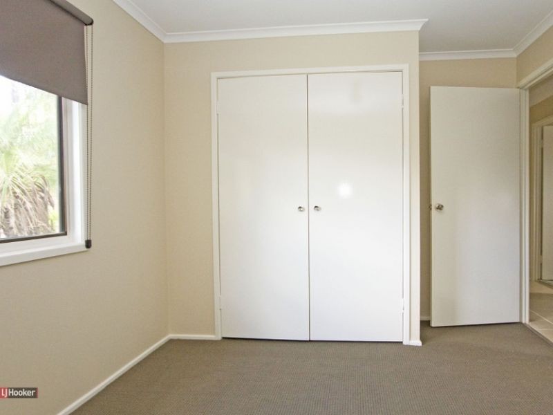 33 Strathallen Drive, Boronia Heights QLD 4124