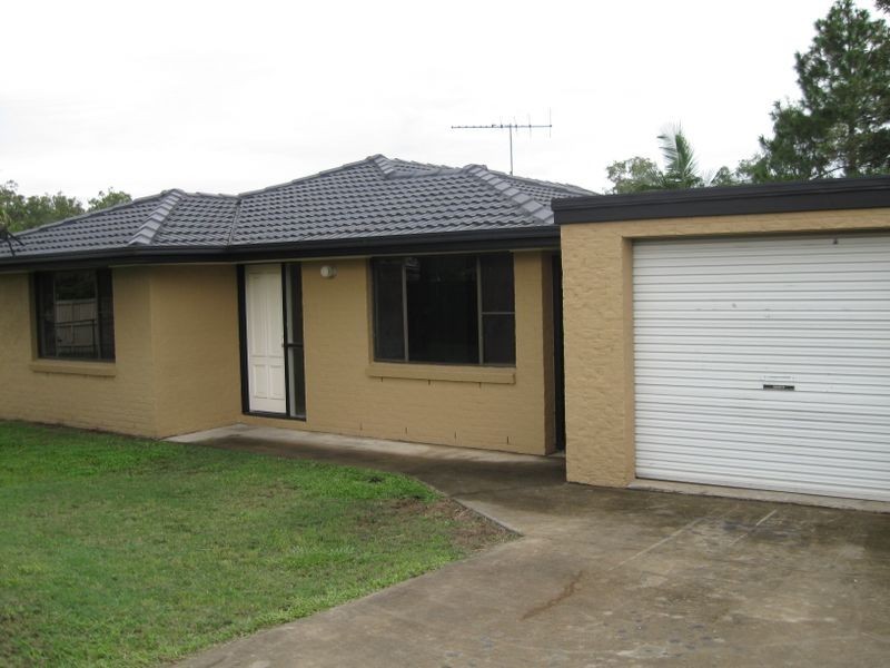 10 Peverell Street, Hillcrest QLD 4118