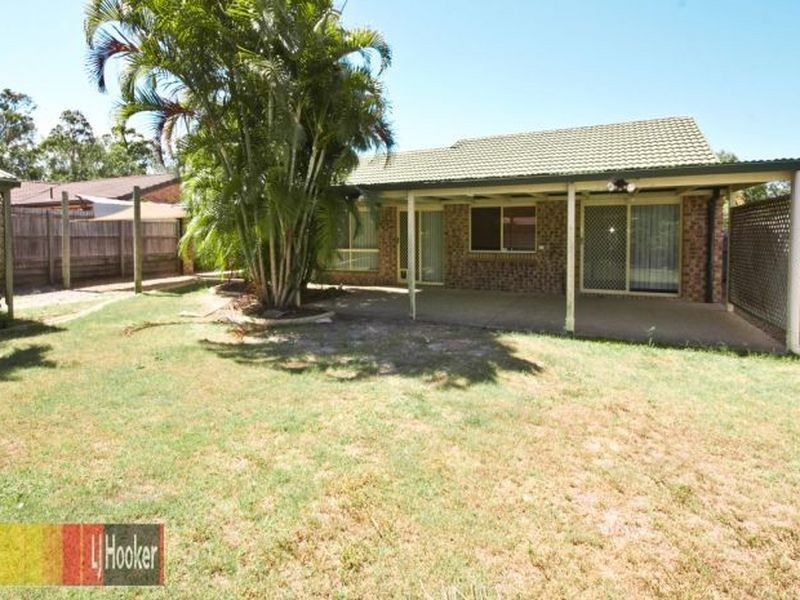 12 Pandanus Court, Regents Park QLD 4118