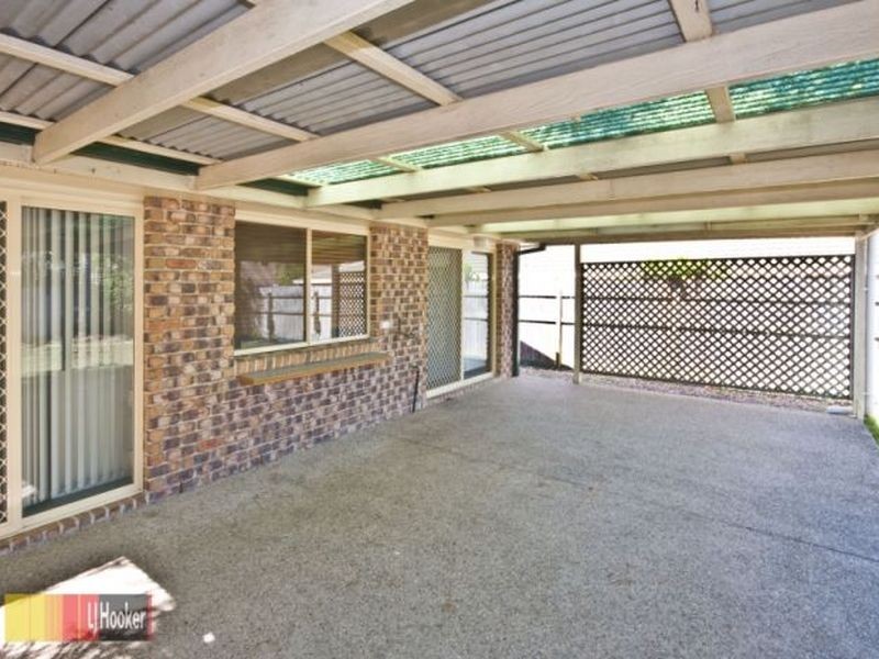 12 Pandanus Court, Regents Park QLD 4118