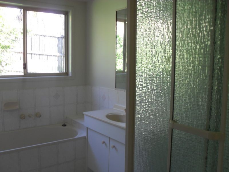 22 Lockerbie Court, Boronia Heights QLD 4124