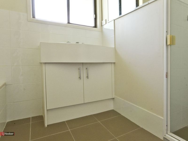 13 Langham Street, Hillcrest QLD 4118