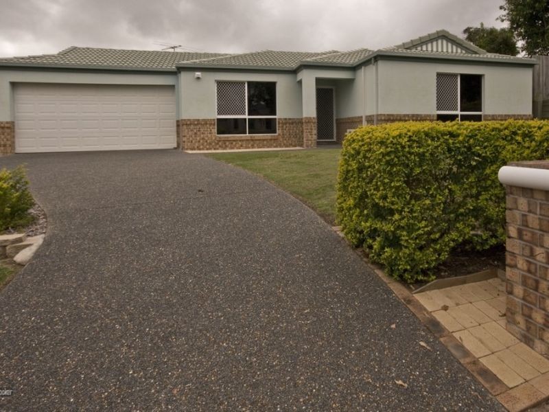 11 Cinear Court, Regents Park QLD 4118