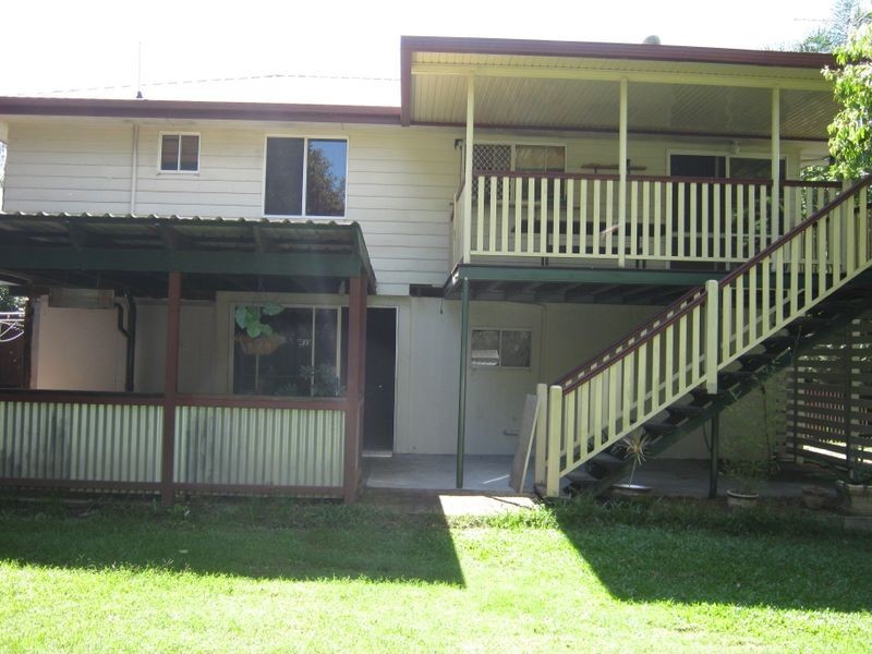 35 Enford Street, Hillcrest QLD 4118