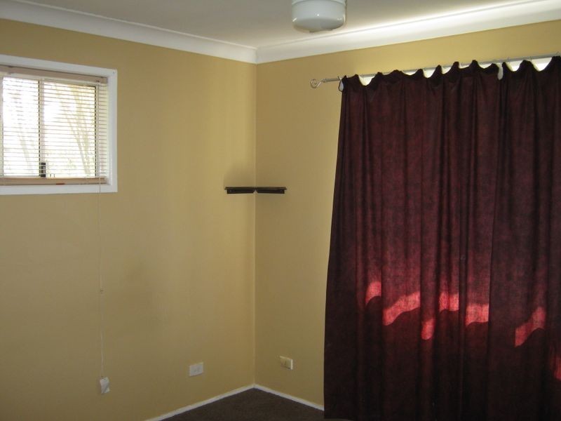 35 Enford Street, Hillcrest QLD 4118