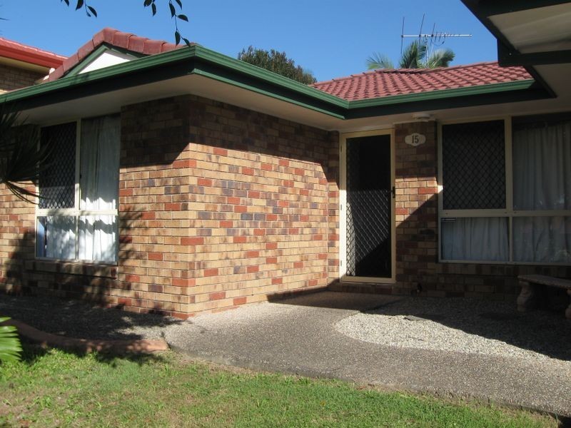 15 Lorraine Street, Crestmead QLD 4132