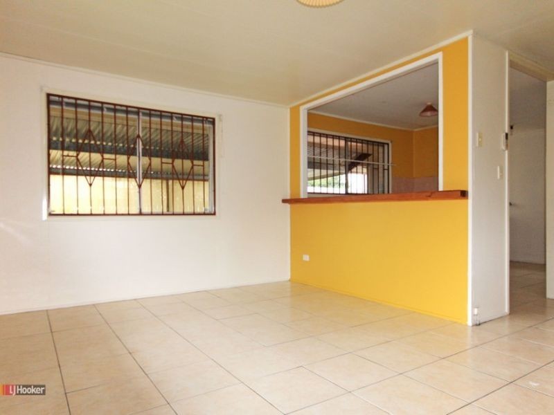 4 Southampton Road, Ellen Grove QLD 4078