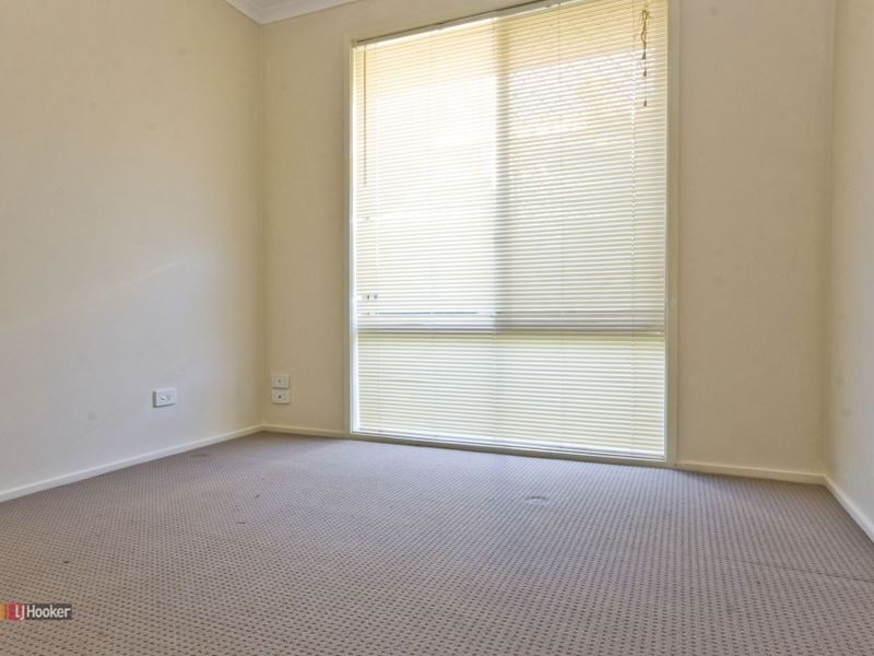 17 Mooloolah Court, Hillcrest QLD 4118