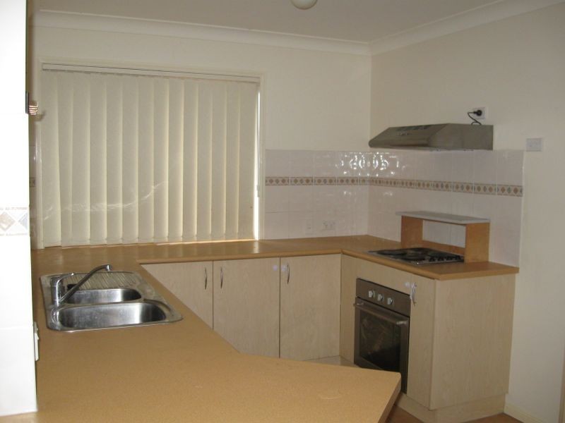 10 James Street, Crestmead QLD 4132