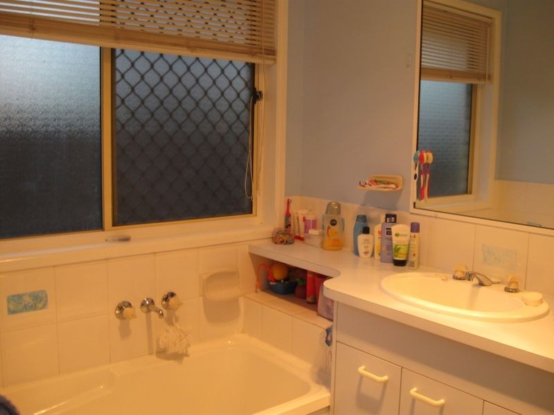 9 Brandon Street, Marsden QLD 4132