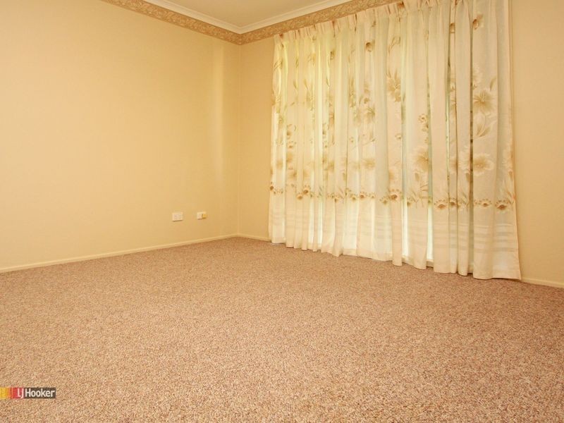 89 Middle Road, Hillcrest QLD 4118