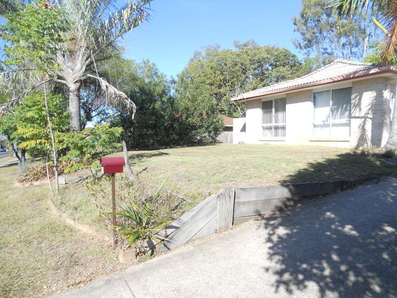 100 Mackellar Drive, Boronia Heights QLD 4124