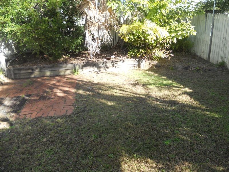 100 Mackellar Drive, Boronia Heights QLD 4124