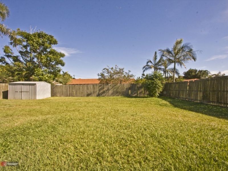 5 Westwood Drive, Hillcrest QLD 4118