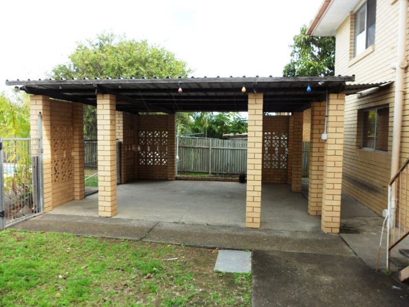 9 Dryade Street, Regents Park QLD 4118