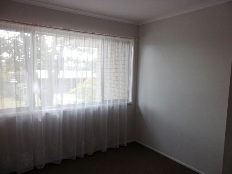 9 Dryade Street, Regents Park QLD 4118