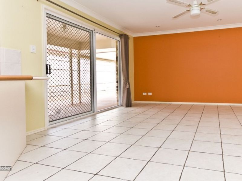 9 Carnegie Close, Parkinson QLD 4115