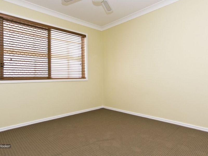 9 Carnegie Close, Parkinson QLD 4115