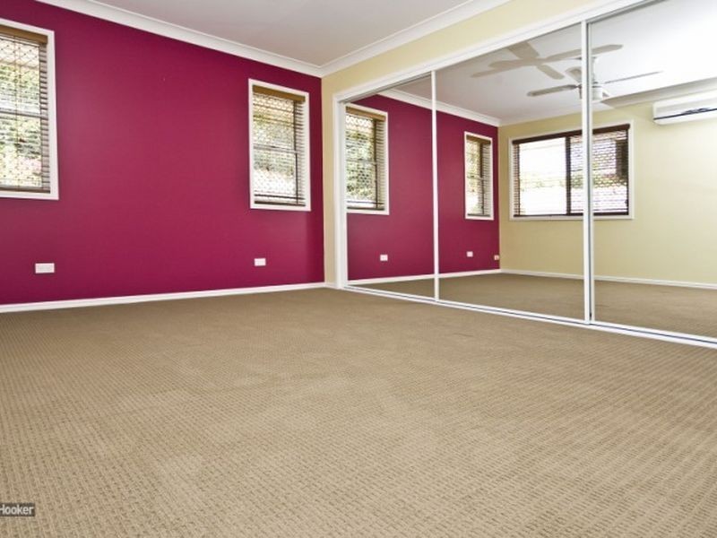 9 Carnegie Close, Parkinson QLD 4115