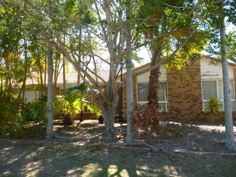 4 Bron Court, Loganlea QLD 4131