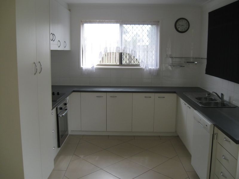 10 Barakee Street, Crestmead QLD 4132