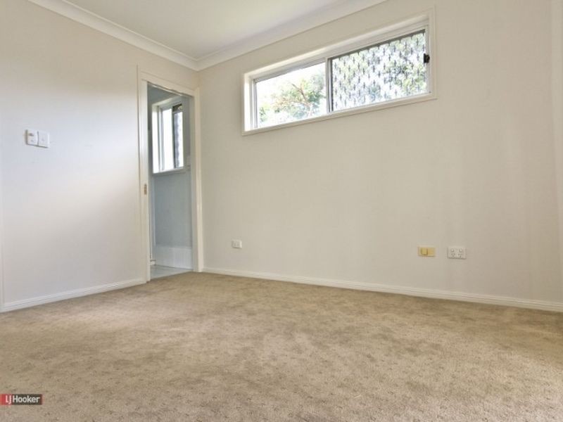 8 Parkland Avenue, Browns Plains QLD 4118