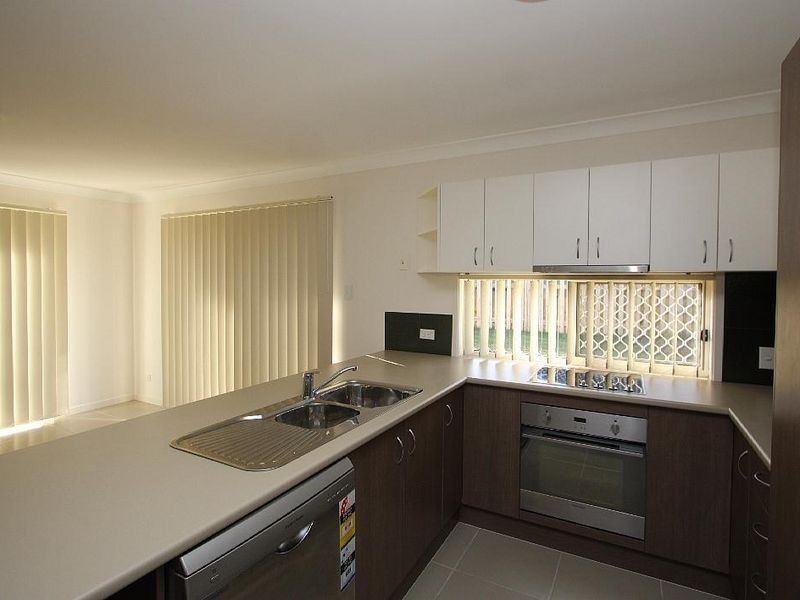 21 Rebecca Circuit, Eagleby QLD 4207