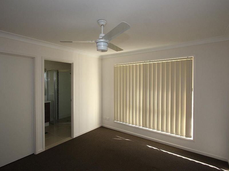 21 Rebecca Circuit, Eagleby QLD 4207