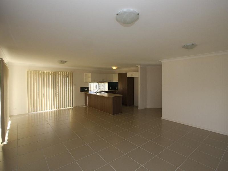 21 Rebecca Circuit, Eagleby QLD 4207