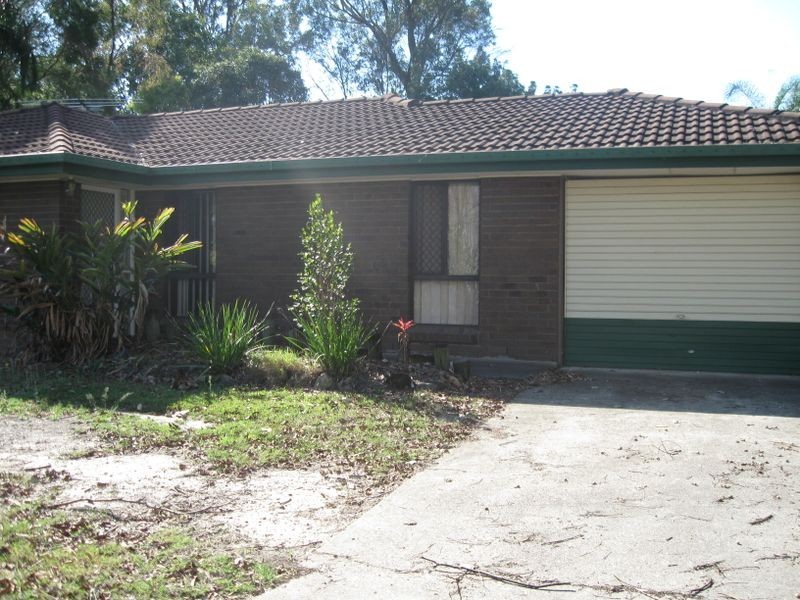 13 Silvertop Street, Hillcrest QLD 4118