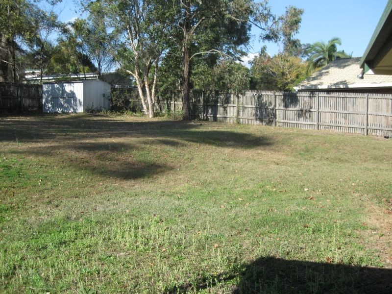 13 Silvertop Street, Hillcrest QLD 4118