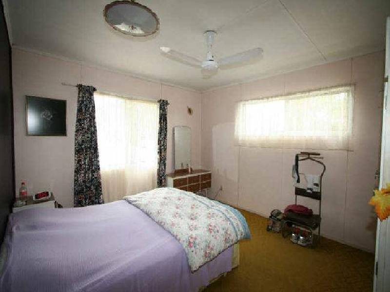 27 Orana Street, Kingston QLD 4114