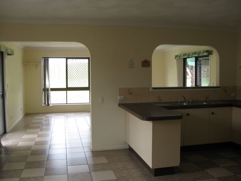 51 Vansittart Road, Regents Park QLD 4118