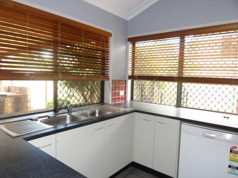 3 Volant Street, Regents Park QLD 4118