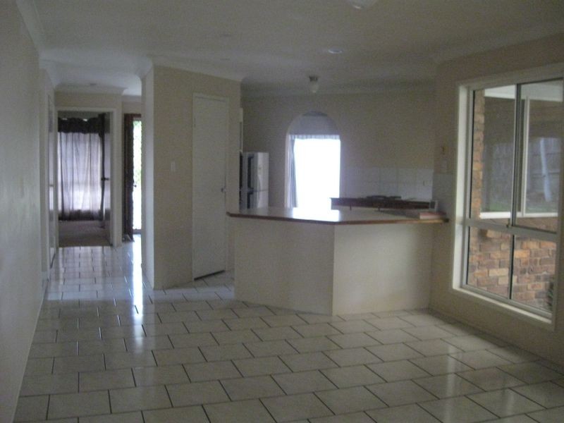 5 Hadley Court, Boronia Heights QLD 4124