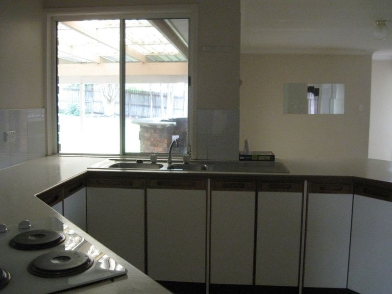 5 Hadley Court, Boronia Heights QLD 4124