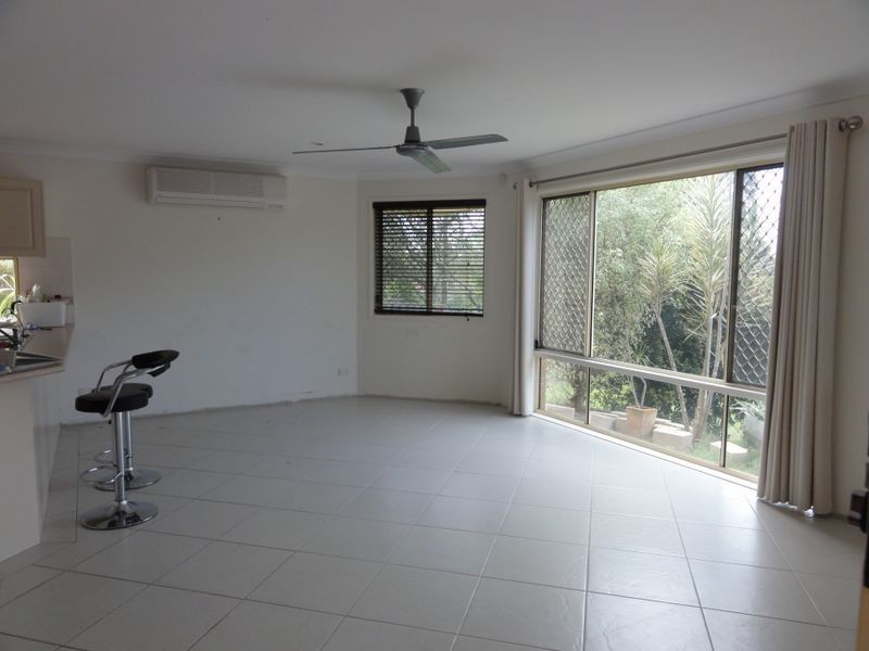 52 Horseshoe Crescent, New Beith QLD 4124