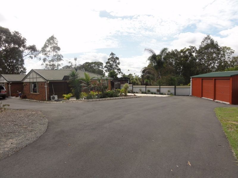 52 Horseshoe Crescent, New Beith QLD 4124