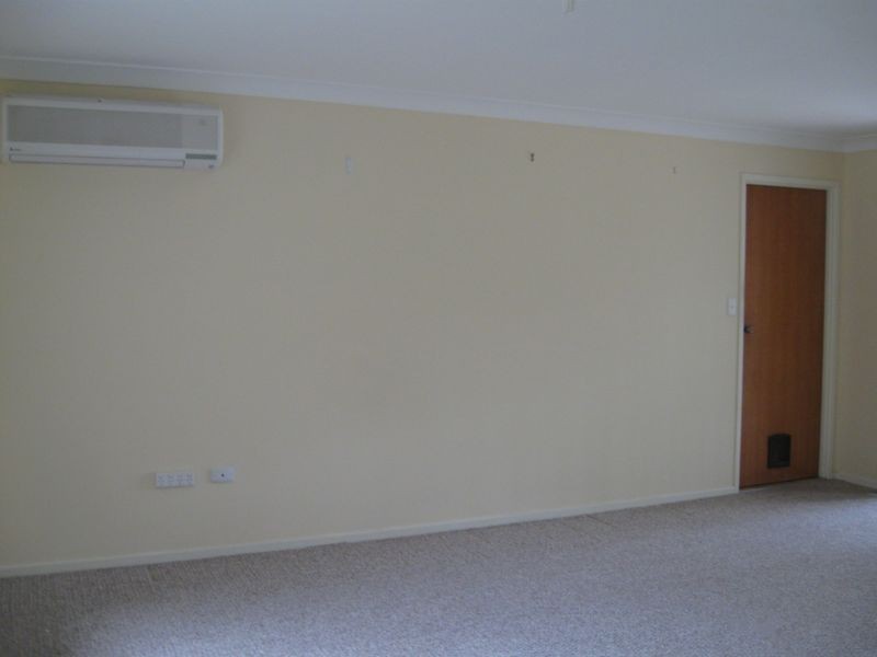 108 Middle Road, Hillcrest QLD 4118