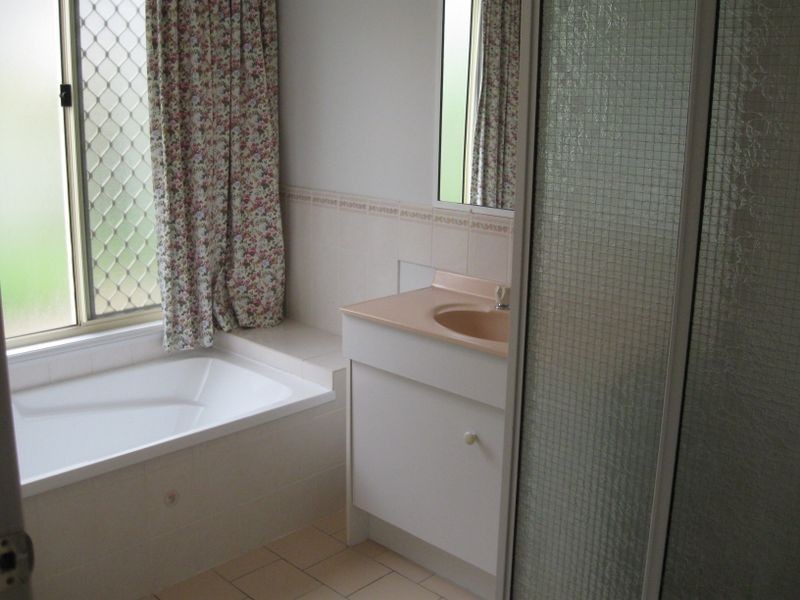 41 Mackellar Drive, Boronia Heights QLD 4124