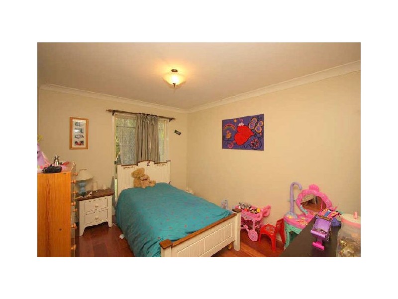 41 Regency Drive, Regents Park QLD 4118