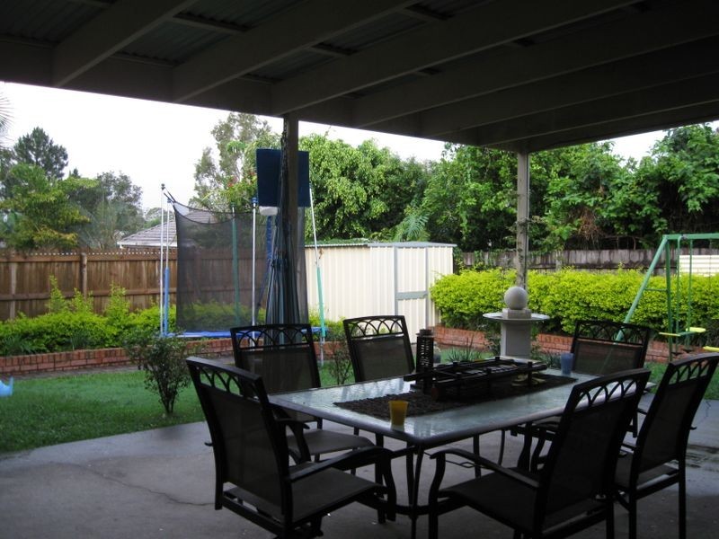 13 Parkside Drive, Crestmead QLD 4132