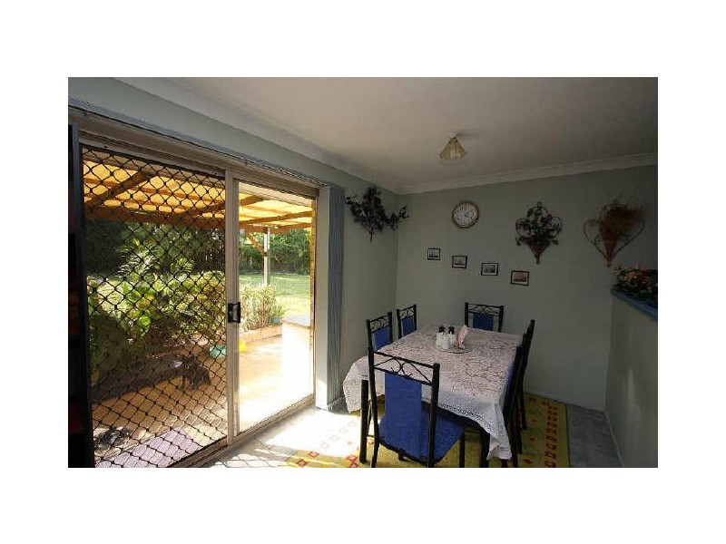 11 Coora Court, Hillcrest QLD 4118