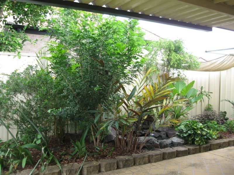 20 Cornell Close, Regents Park QLD 4118