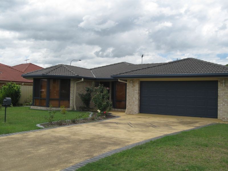 20 Cornell Close, Regents Park QLD 4118