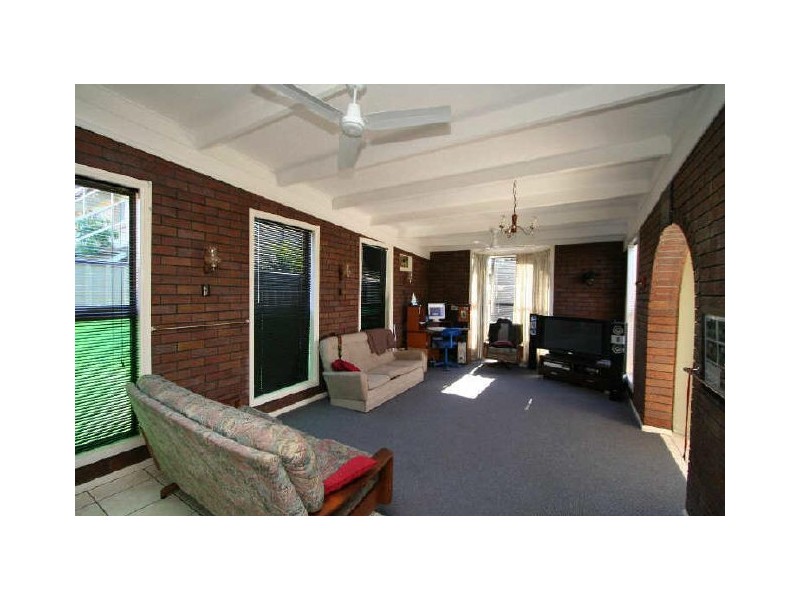 11 Simone Street, Boronia Heights QLD 4124